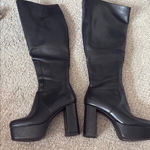 Chunky Heeled Black Leather Boots